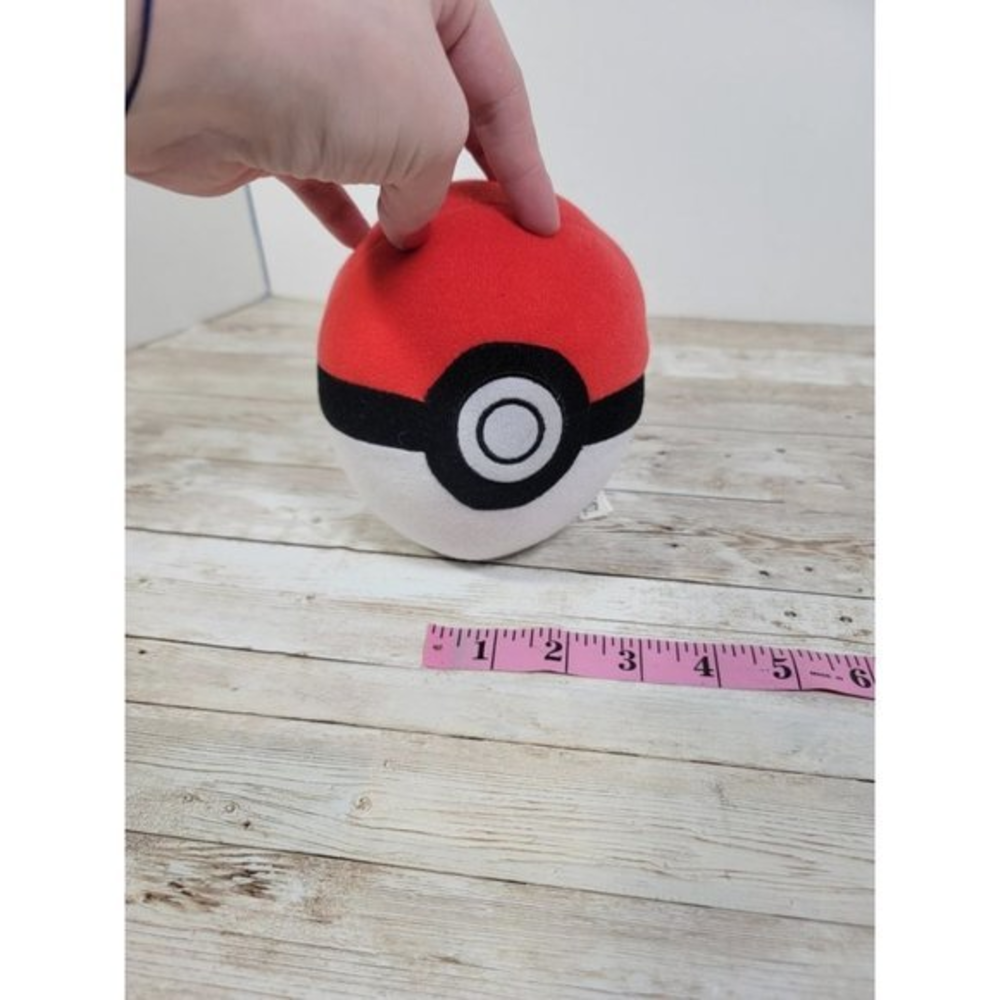 Pokemon Pokeball Plush‎ - TOY FACTORY 2017 -5” Stuffed Ball